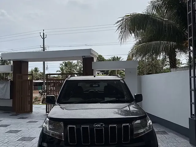 Used 2017 Mahindra TUV300 in Kasaragod Used 2017 Mahindra TUV300 in Kasaragod