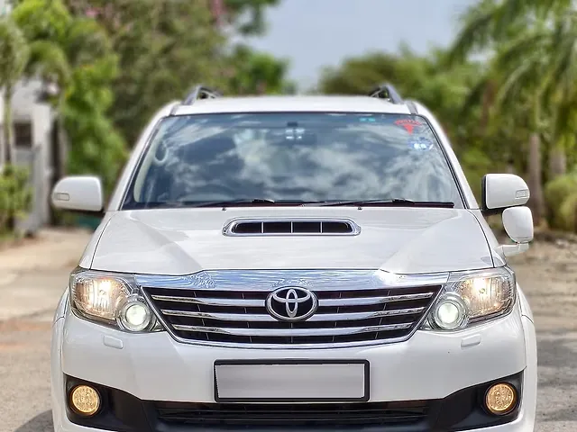 Used 2014 Toyota Fortuner in Vasai