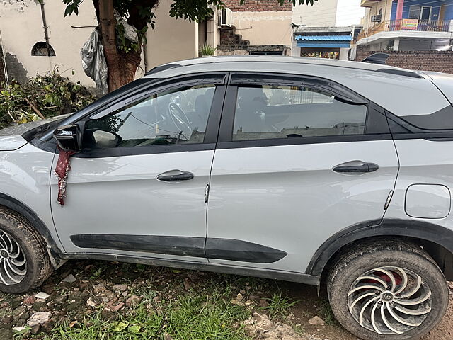 Used Tata Nexon Pure (S) 1.2 Petrol 6MT in Ballabhgarh