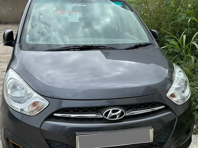 Used 2010 Hyundai i10 in Raipur
