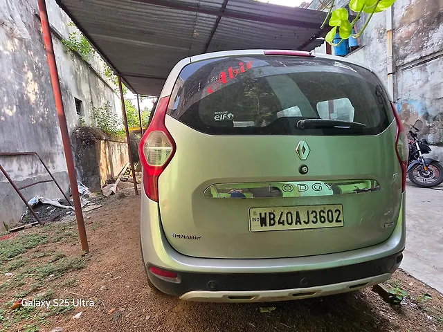Used Renault Lodgy 85 PS RXZ Stepway 8 STR in Durgapur