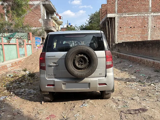 Used Mahindra TUV300 [2015-2019] T4 in Kanpur Nagar