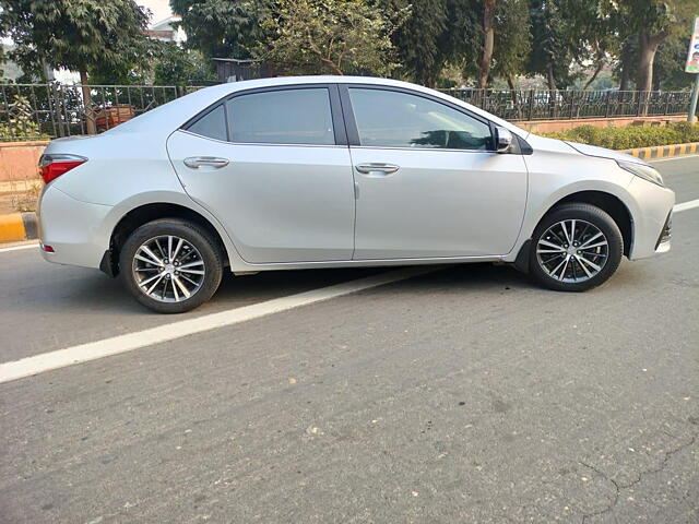 Used Toyota Corolla Altis VL CVT Petrol in Delhi