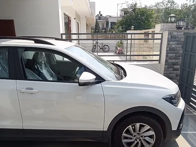 Used Volkswagen Taigun Highline 1.0 TSI AT in Mohali