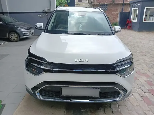 Used 2022 Kia Carens in Patna