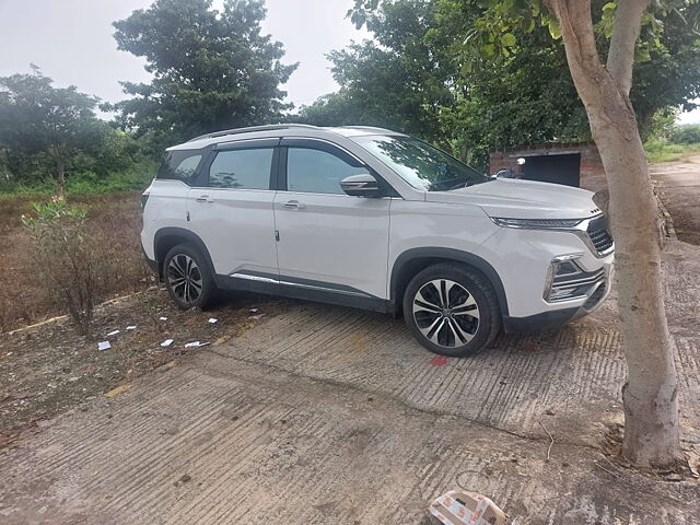 Used MG Hector [2021-2023] Sharp 2.0 Diesel Turbo MT Dual Tone in Chitradurga