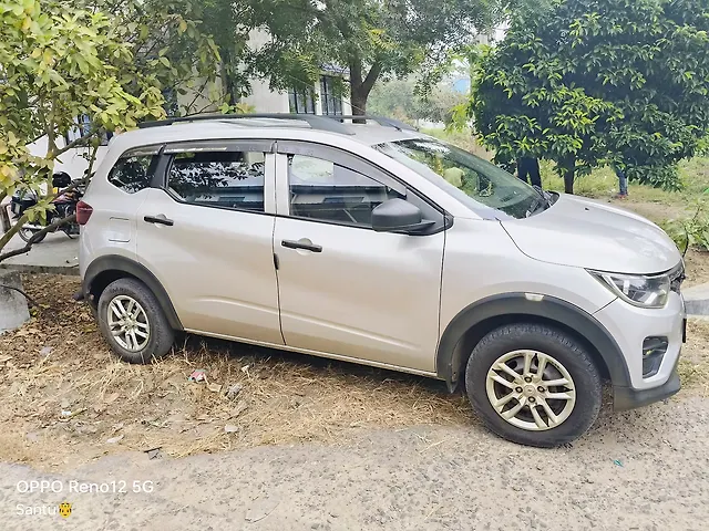Used 2023 Renault Triber in Nadia