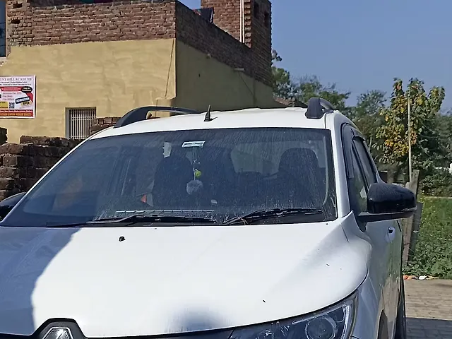 Used 2023 Renault Triber in Mathura