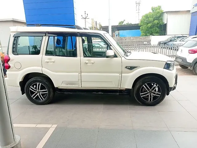 Used Mahindra Scorpio 2021 S7 in Morbi