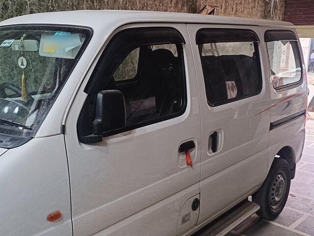 Used Maruti Suzuki Eeco 5 STR AC CNG in Shivpuri