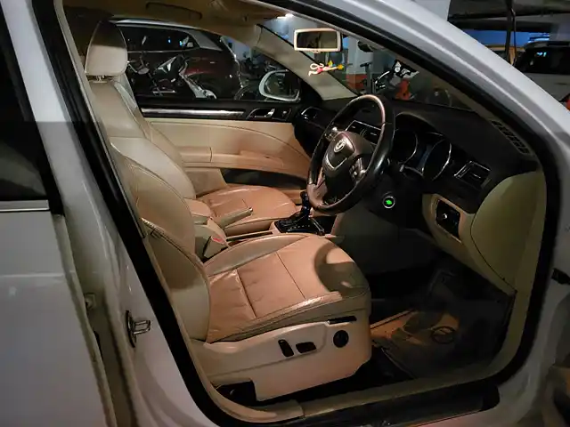 Used Skoda Superb [2009-2014] Elegance 1.8 TSI AT in Bangalore