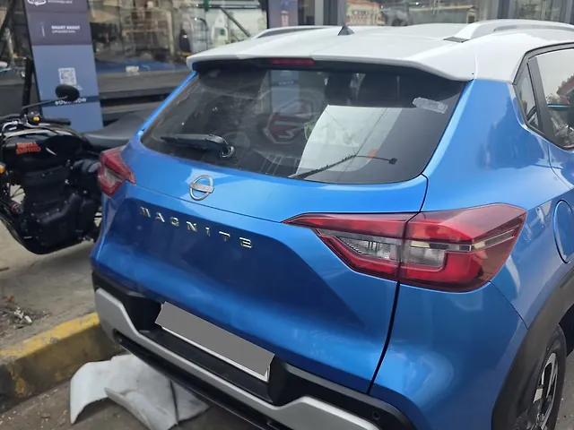 Used 2021 Nissan Magnite in Mumbai