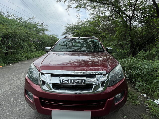 Used 2017 Isuzu D-Max V-Cross in Delhi