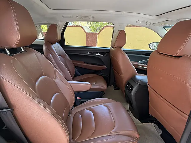 Used MG Hector Plus [2020-2023] Sharp 2.0 Diesel Turbo MT 6-STR Dual Tone in Kota