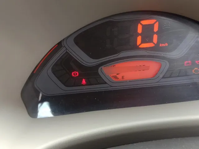 Used Maruti Suzuki Eeco 5 STR AC [2022-2023] in Damoh