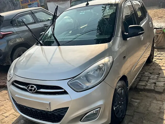 Used 2013 Hyundai i10 in Meerut