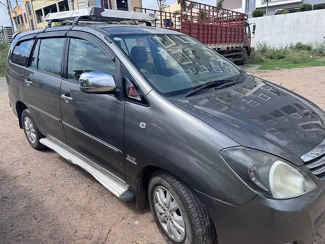 Used Toyota Innova [2009-2012] 2.5 VX 8 STR BS-IV in Siddipet