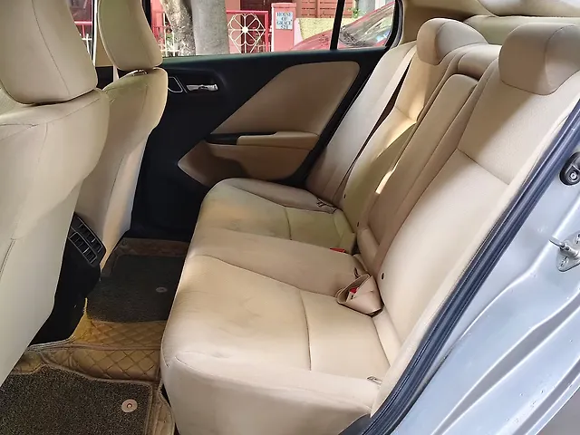 Used Honda City 4th Generation V Petrol [2017-2019] in Bangalore