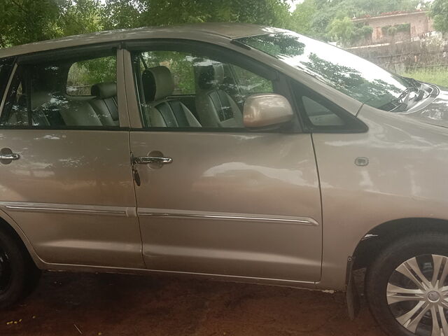 Used Toyota Innova [2009-2012] 2.5 GX 8 STR BS-IV in Gudur