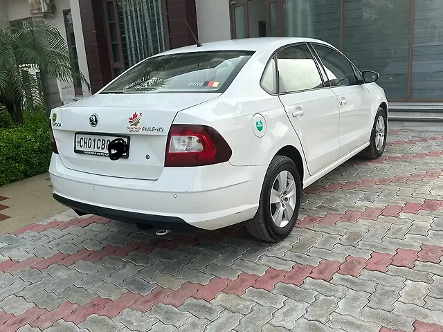 Used Skoda Rapid TSI Ambition AT in Chandigarh
