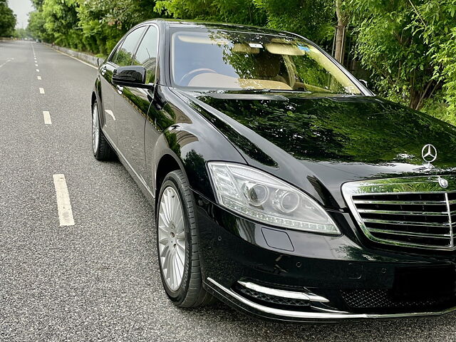 Used Mercedes-Benz 200 Petrol in Noida