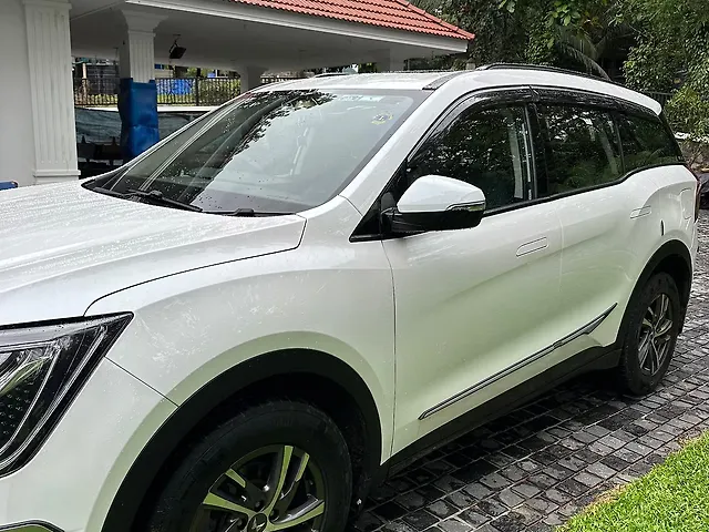 Used Mahindra Old Generation XUV700 AX 5 Diesel MT 7 STR [2021] in Kanjirappally