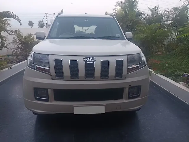 Used 2016 Mahindra TUV300 in Miryalaguda Used 2016 Mahindra TUV300 in Miryalaguda