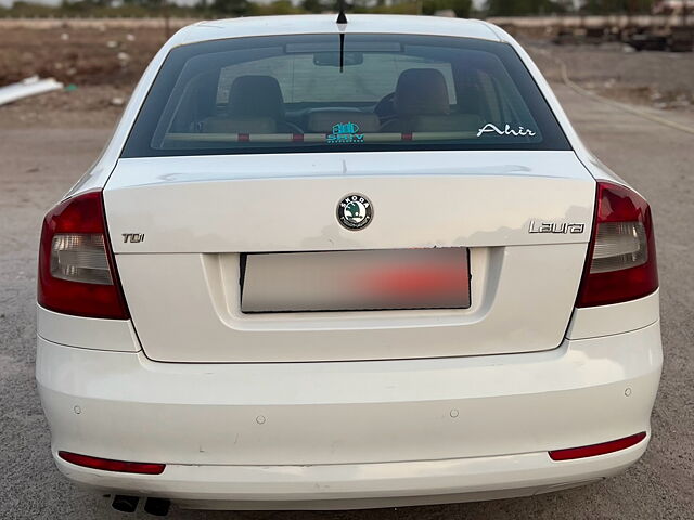 Used Skoda Laura Elegance 2.0 TDI CR AT in Jamnagar