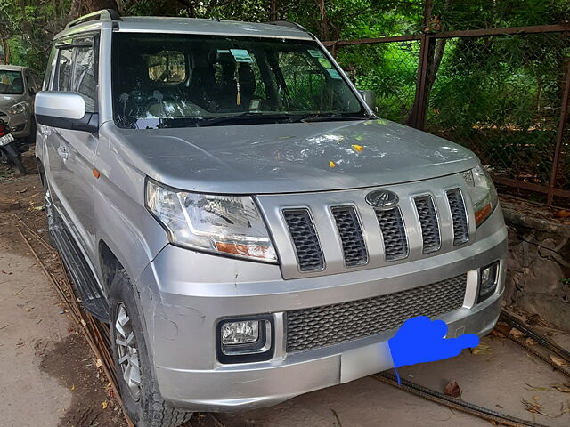 Used 2015 Mahindra TUV300 in Delhi