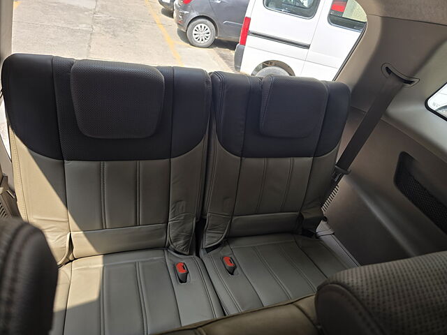 Used Mahindra XUV500 [2015-2018] W8 [2015-2017] in Delhi