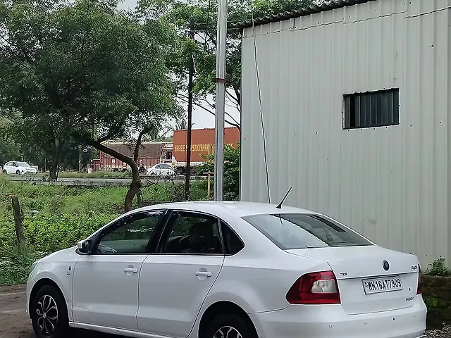 Used Skoda Rapid [2011-2014] Prestige 1.6 TDI CR MT Plus in Kolhapur
