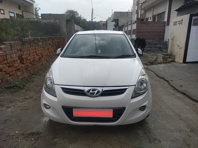 Used Hyundai i20 [2010-2012] Sportz 1.4 CRDI in Kanpur Nagar