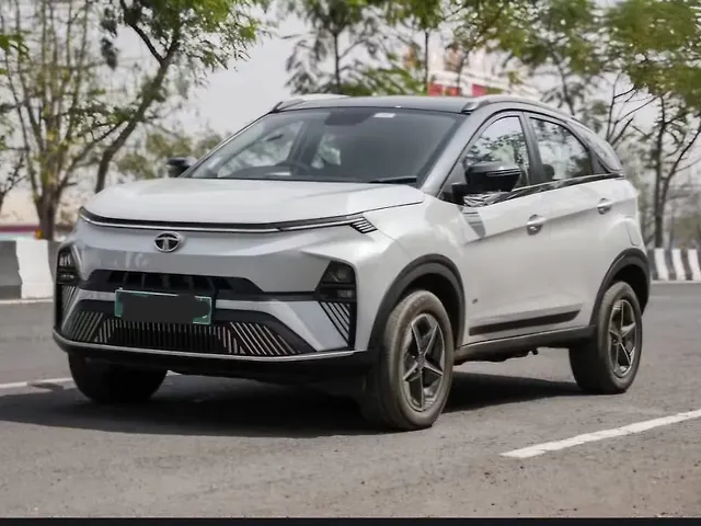 Used 2024 Tata Nexon EV in Mumbai