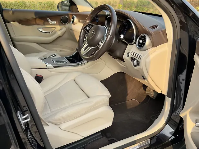 Used Mercedes-Benz GLC 220d 4MATIC in Chandigarh Used Mercedes-Benz GLC 220d 4MATIC in Chandigarh