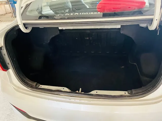 Used Hyundai Xcent E Plus in Lucknow