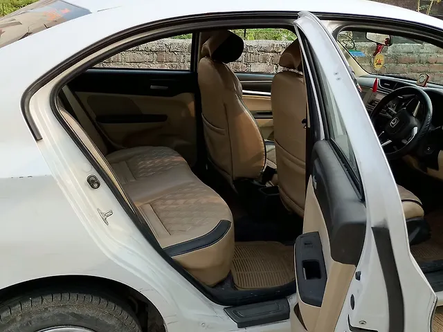 Used 2022 Honda Amaze in Dehradun