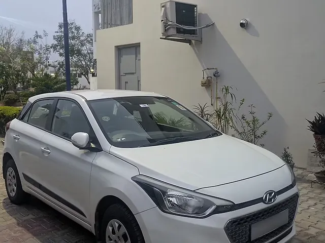 Used 2016 Hyundai Elite i20 in Meerut
