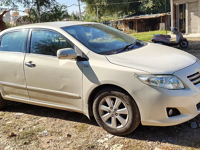 Used 2010 Toyota Corolla Altis in Vadodara