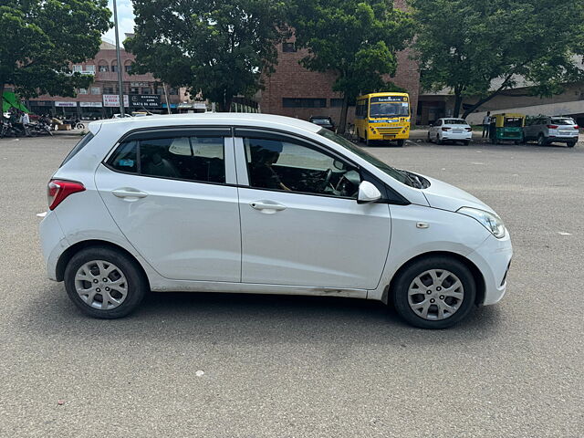 Used Hyundai Grand i10 [2013-2017] Magna 1.1 CRDi [2013-2016] in Panchkula