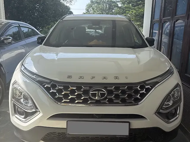 Used 2023 Tata Safari in Haldwani