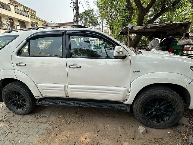 Used Toyota Fortuner [2012-2016] 4x2 AT in Chandigarh