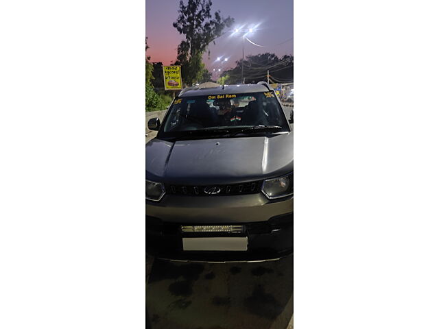 Used 2016 Mahindra KUV100 in Delhi