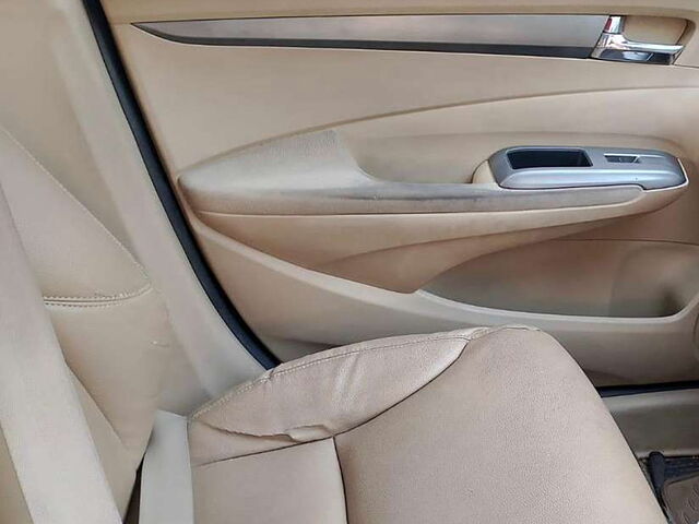 Used Honda City [2011-2014] 1.5 V MT Sunroof in Lucknow