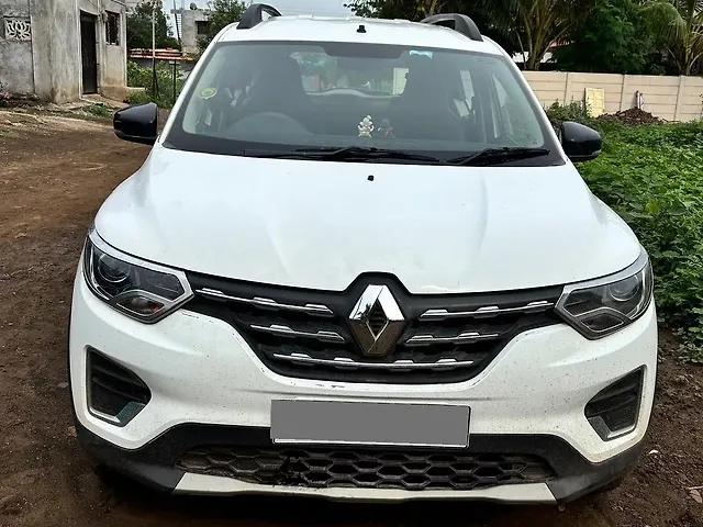 Used 2023 Renault Triber in Pune