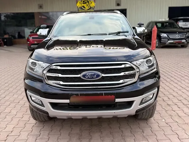 Used 2019 Ford Endeavour in Raipur
