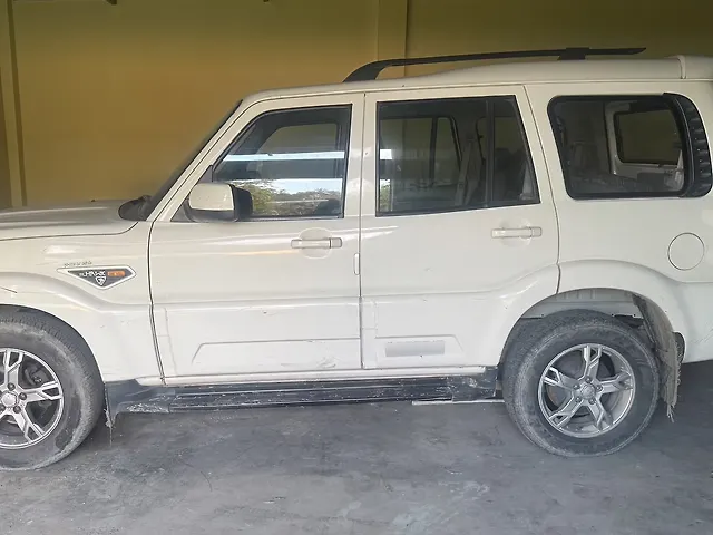 Used 2017 Mahindra Scorpio in Uttar Dinajpur