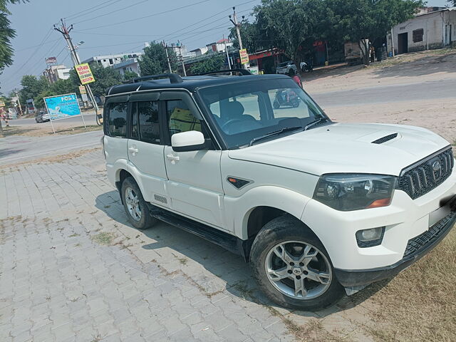 Used 2015 Mahindra Scorpio in Jaipur