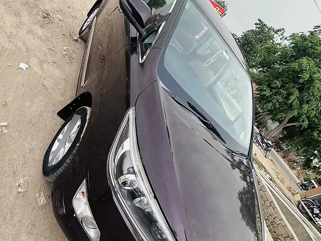 Used Toyota Innova Crysta [2016-2020] 2.4 V Diesel in Hisar