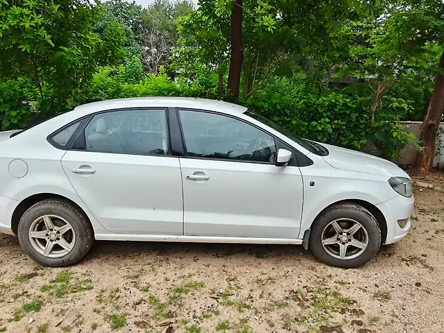 Used 2014 Skoda Rapid in Ahmedabad Used 2014 Skoda Rapid in Ahmedabad