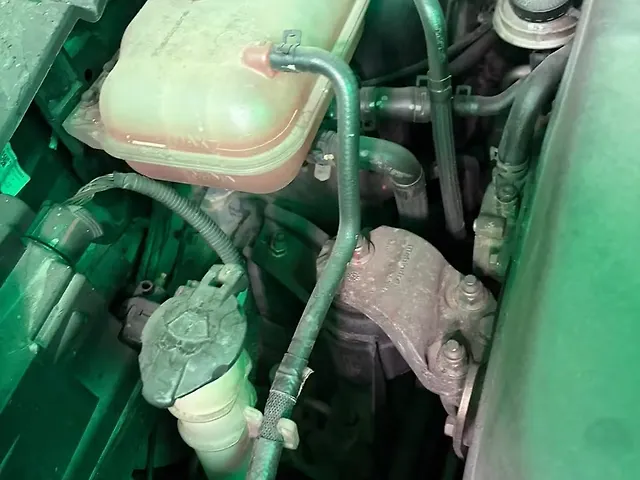 Used Mahindra Old Generation XUV700 AX 7 Diesel AT 7 STR [2021] in Ludhiana